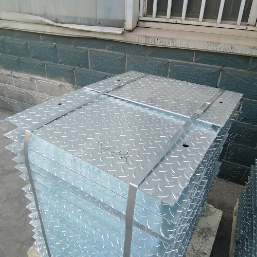 石油花紋板鋼格柵鋼格板選購(gòu)攻略