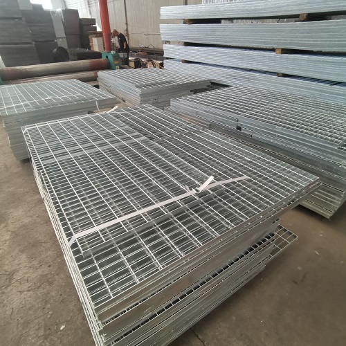 車庫鋼格柵設(shè)計方案：空間利用與車輛承載雙優(yōu)化