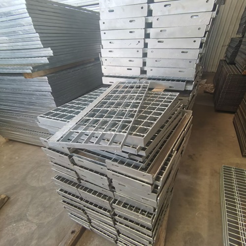 鋼結(jié)構平臺鋼格柵：輕量化與高強度的工程平衡術