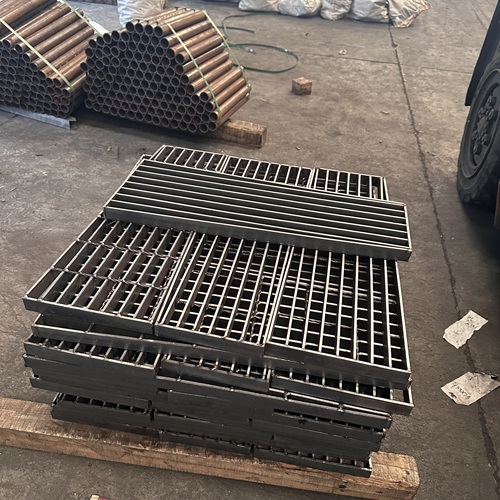 鋼格柵板憑啥火了這4點太關(guān)鍵了