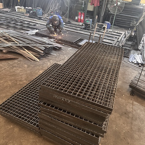 鋼格柵板的生產(chǎn)工藝流程全解析