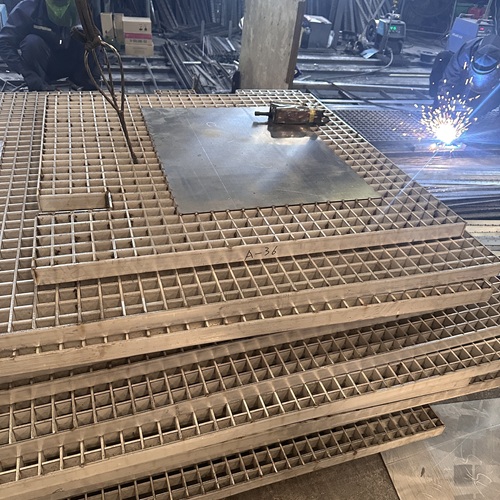 鋼格板在新基建中的應(yīng)用迎來發(fā)展新機(jī)遇